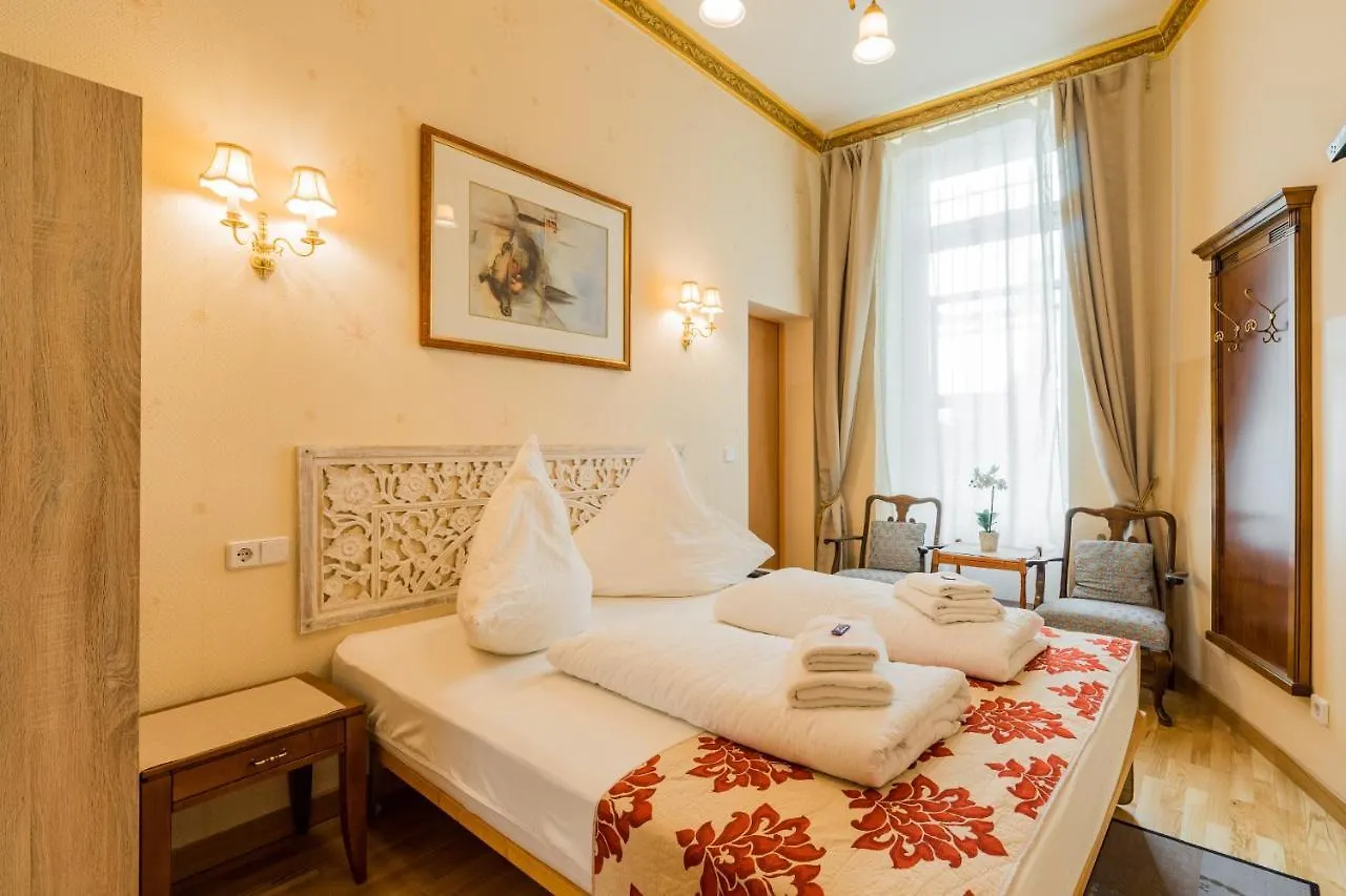 Arbio I Parlamento Rooms Near Schonhauser Allee Berlin 2*,  Almanya